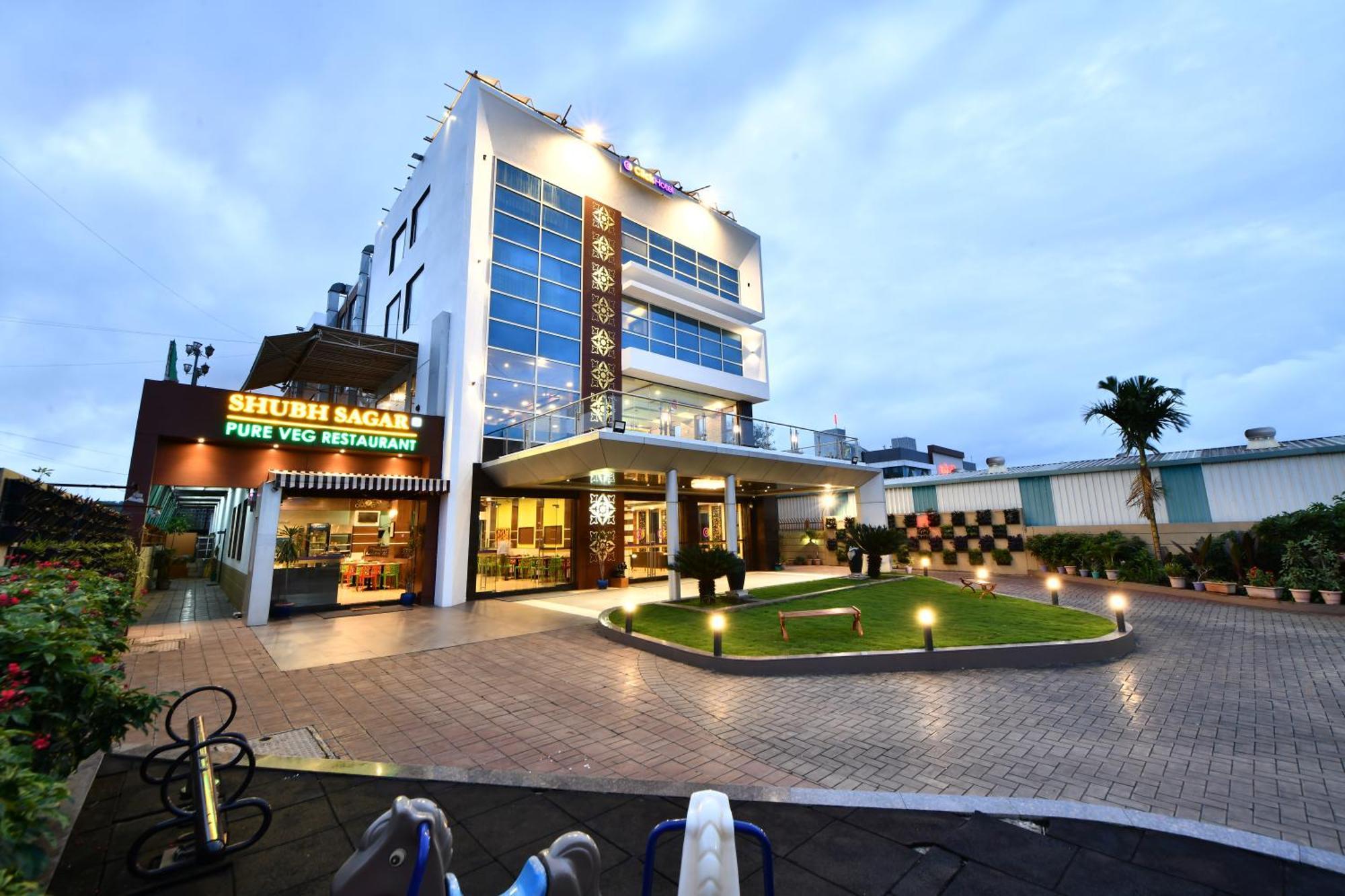 VITS Sagar Plaza, Pune Chakan Hotel Exterior foto