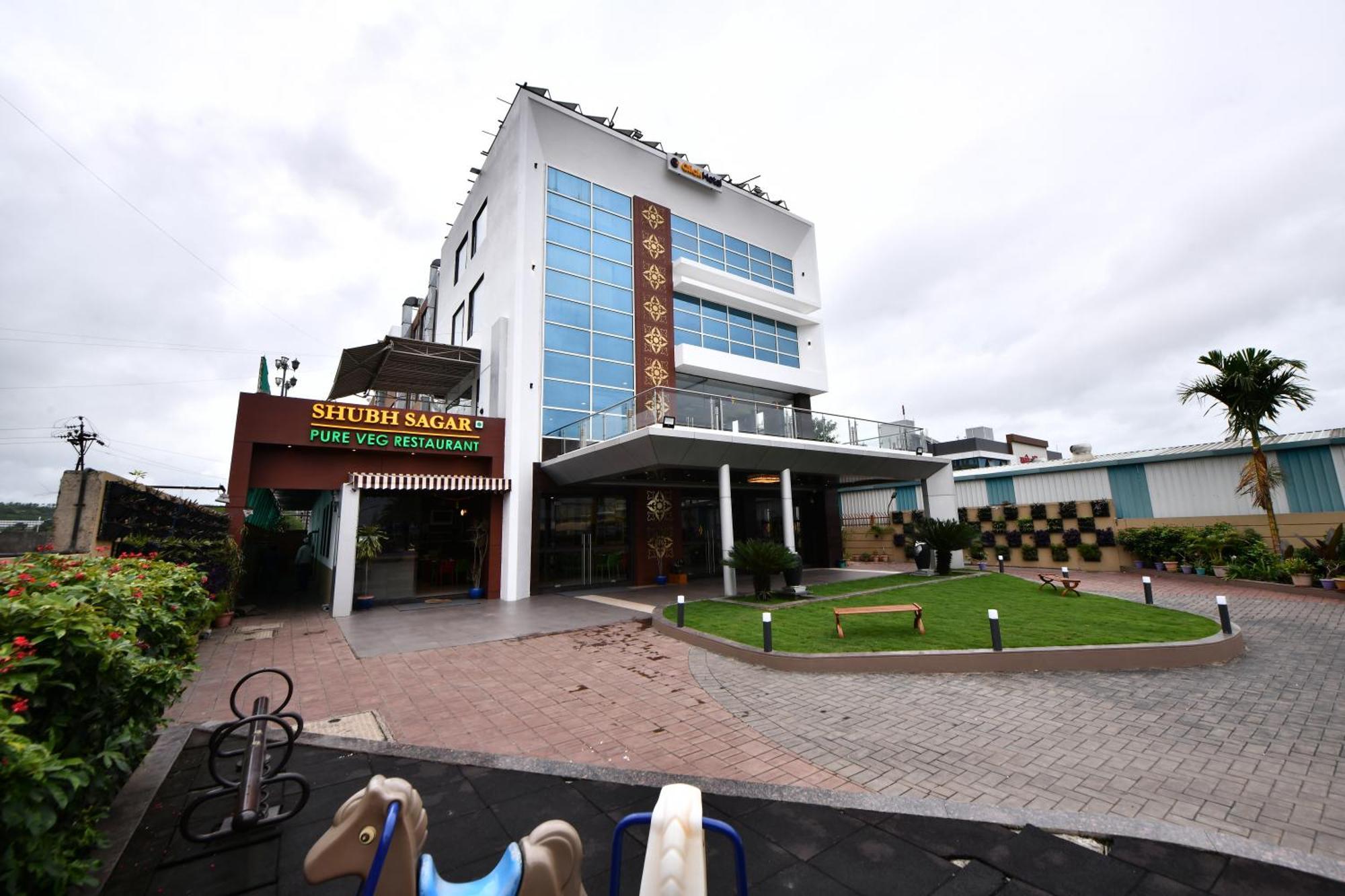 VITS Sagar Plaza, Pune Chakan Hotel Exterior foto