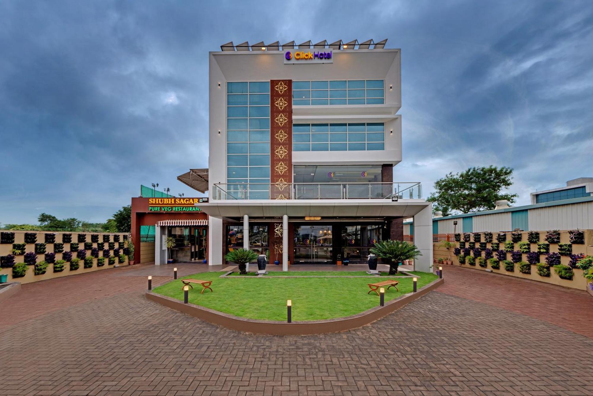 VITS Sagar Plaza, Pune Chakan Hotel Exterior foto